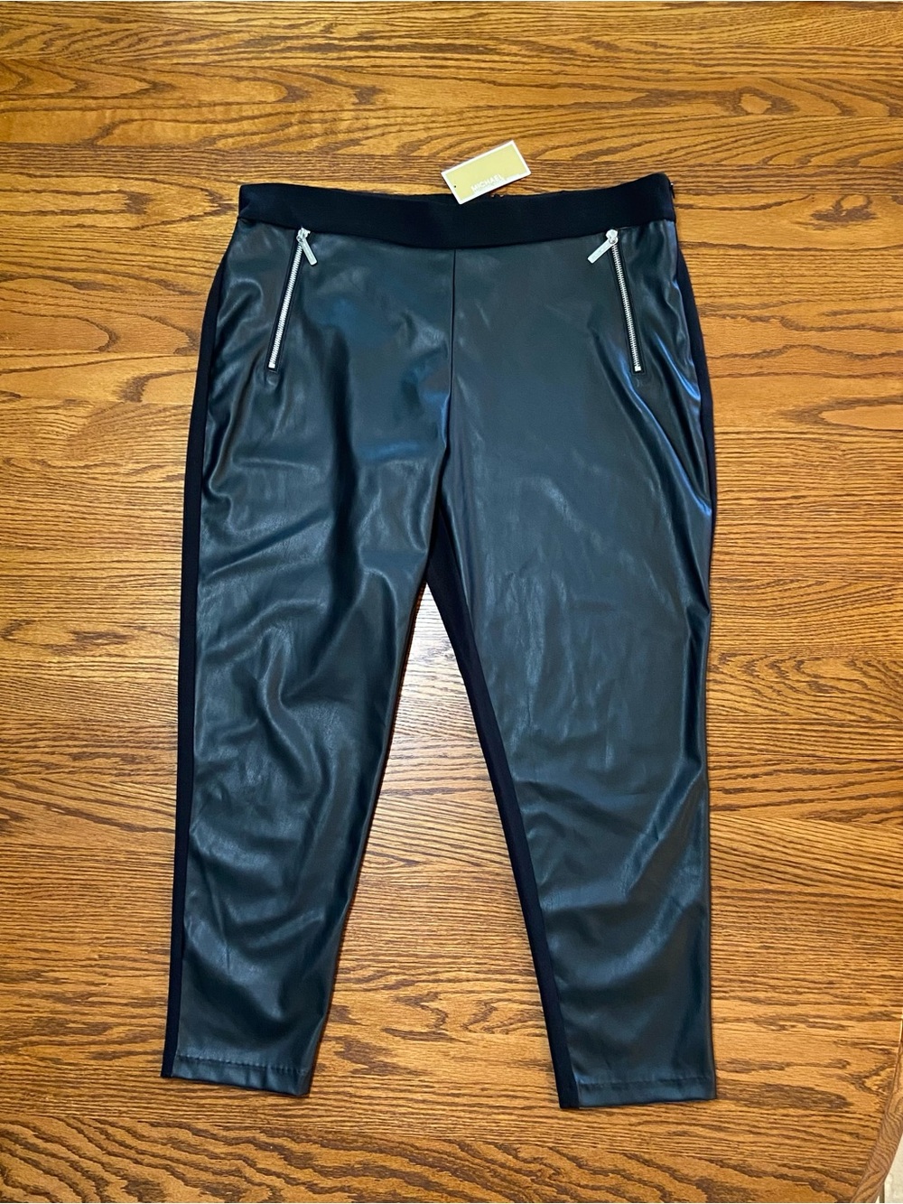 NWT Michael Kors Core Black Faux Leather Front Panel Pants Leggings size 2X
